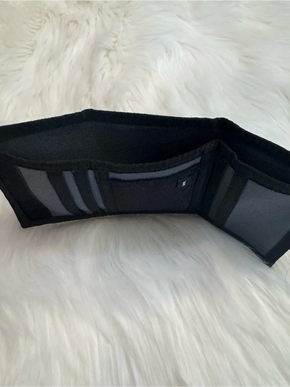 RVCA Men's Noble Charcoal Gray Canvas Trifold Hook Loop Skate Wallet NWOT